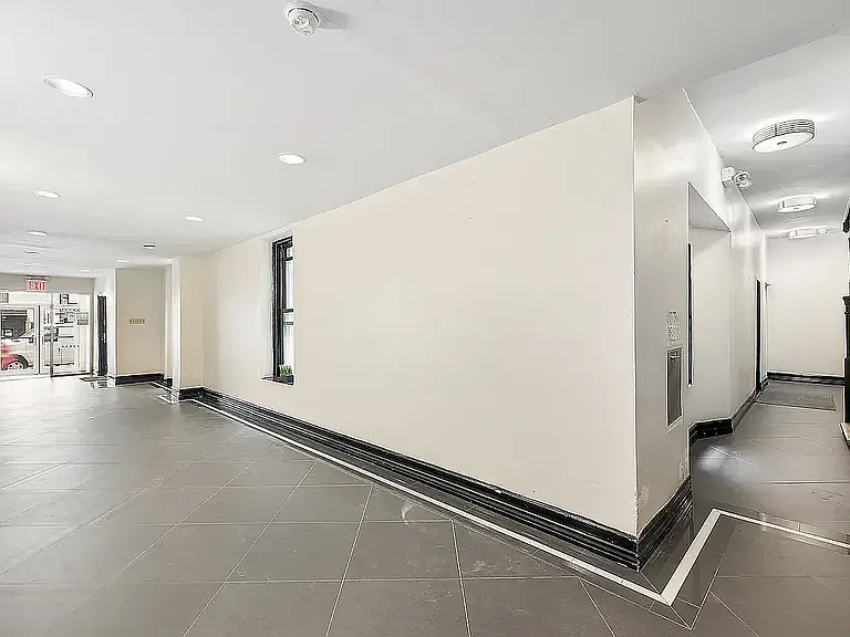 140 E 17th St #6F — Photo 9