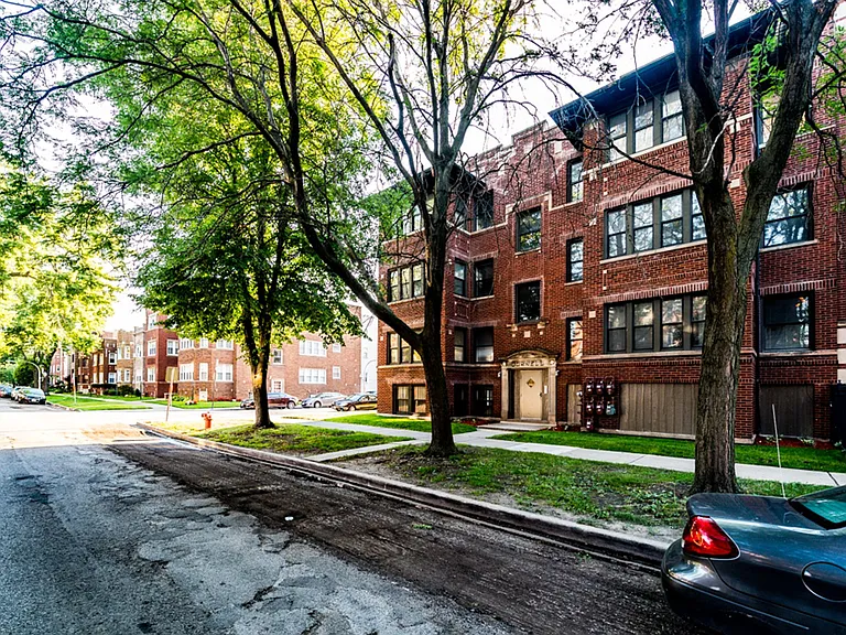 7801 S Cornell Ave 1637-39 E 78th Chicago, IL 60649 — Photo 13
