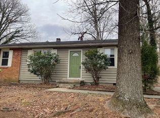 3212 Pinecrest Dr, Raleigh, NC 27609