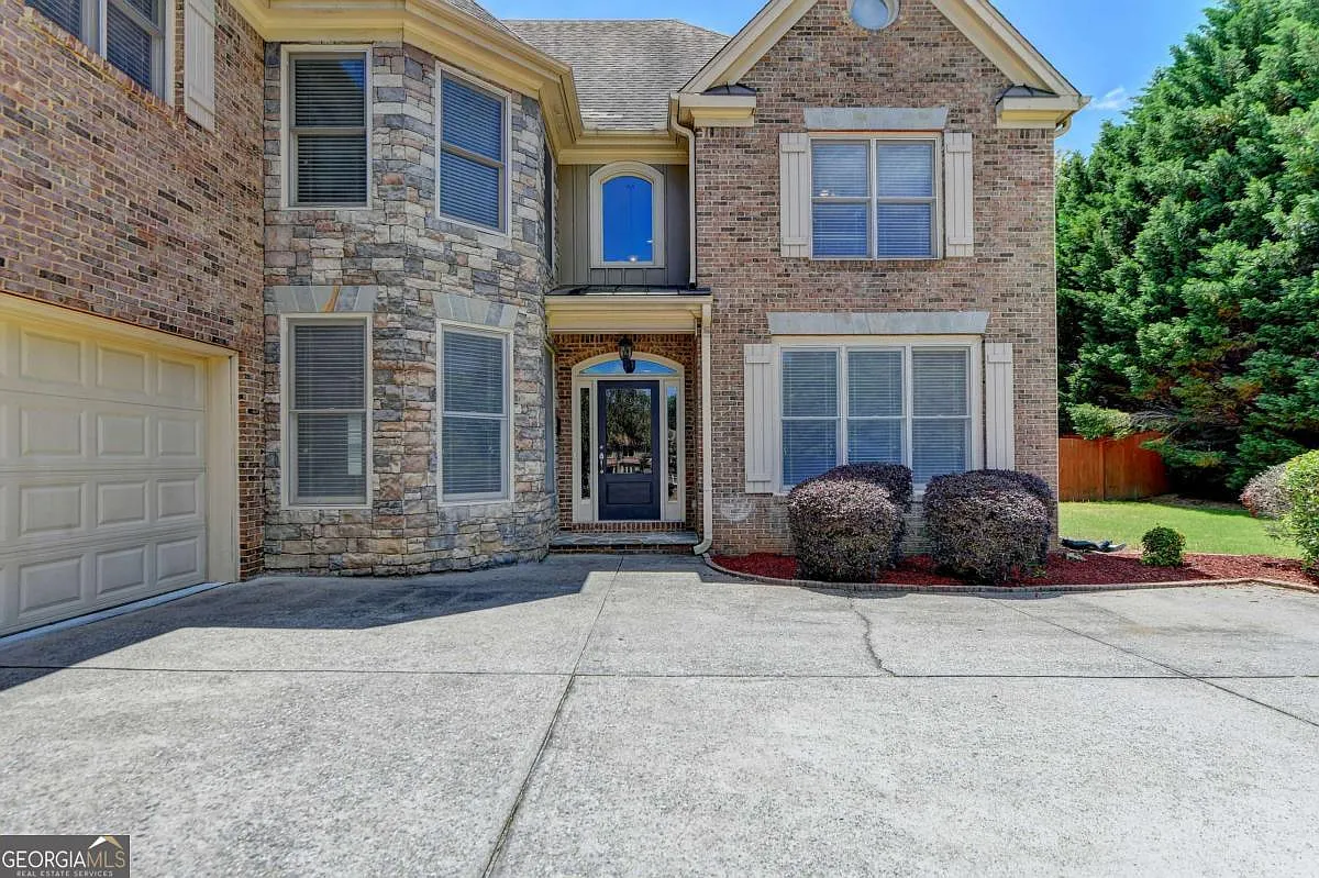 Building Photo - 1515 Boomer Cir