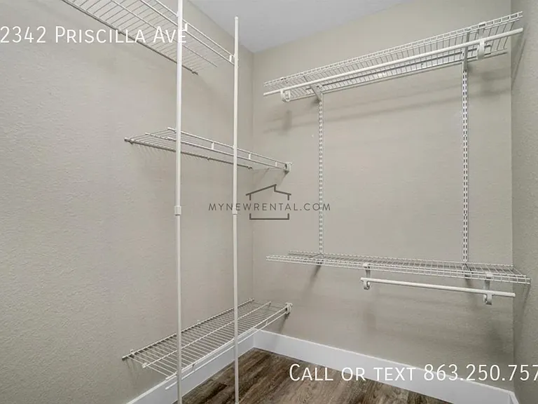 22342 Priscilla Ave — Photo 15