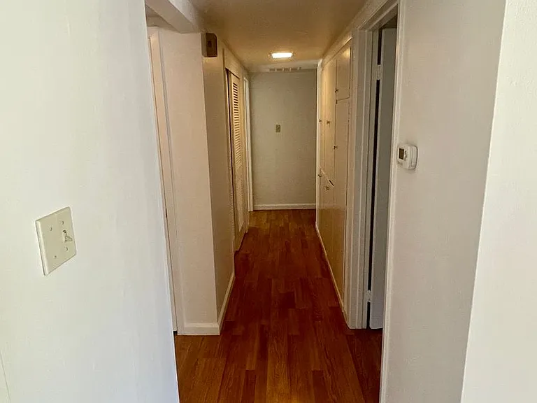4700 Winding Way — Photo 8