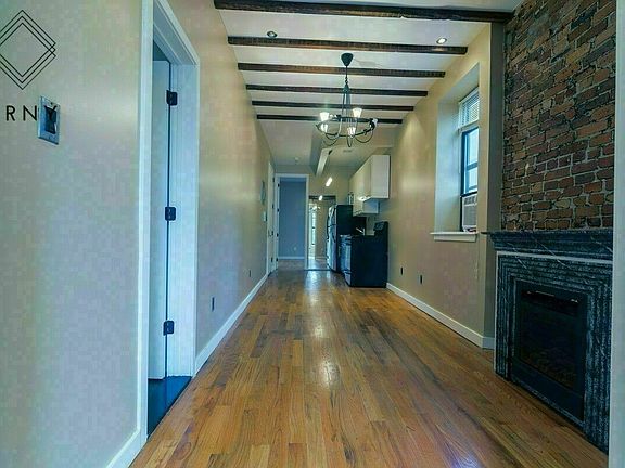 3rd image of 913 Saint Johns Pl #2AA