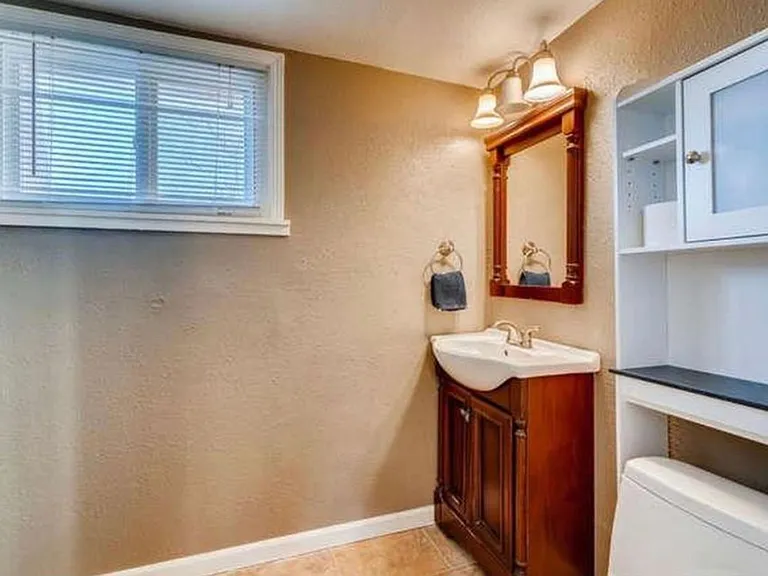 2443 N Clay St — Photo 19