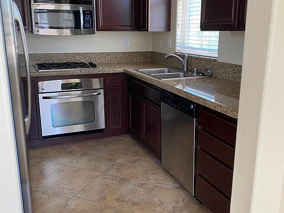 4th image of 8775 Promenade North Pl