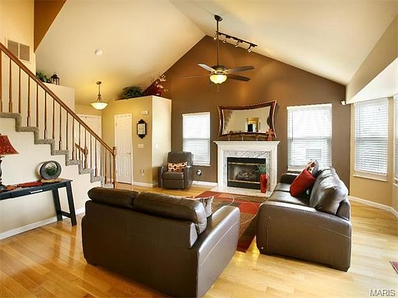 3rd image of 5723 Suncrest Way Cir