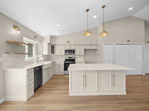 2933 Kingswood Dr, Garland, TX 75040