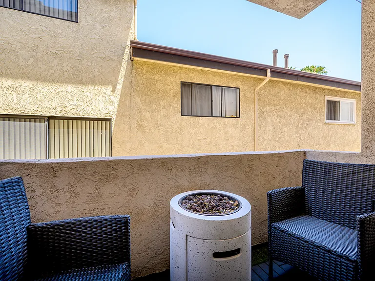 617 E Angeleno Ave #206 — Photo 14