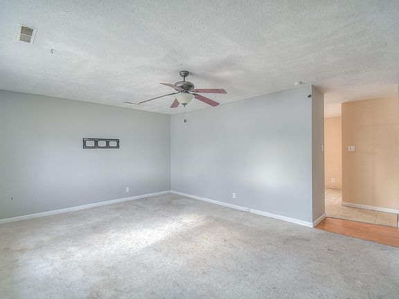 4th image of 9509 Reba Ave SW