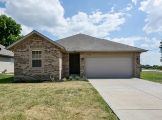 3108 W Garton Rd, Ozark, MO 65721
