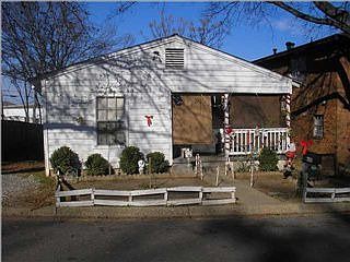 1st image of 602 18th St