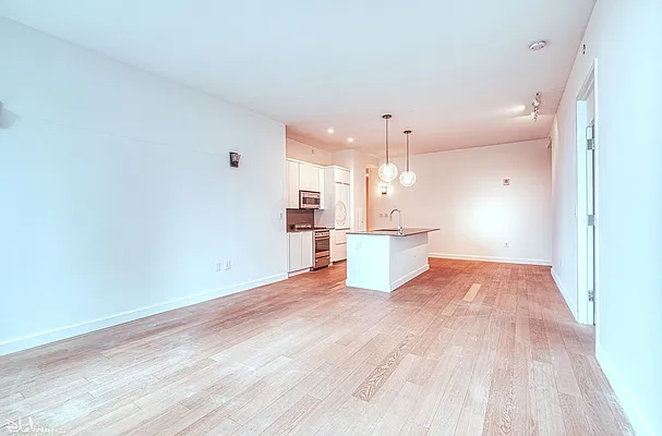 Rented by Platinum Properties | media 17