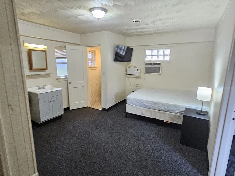 8188 Lee Hwy #9 — Photo 2