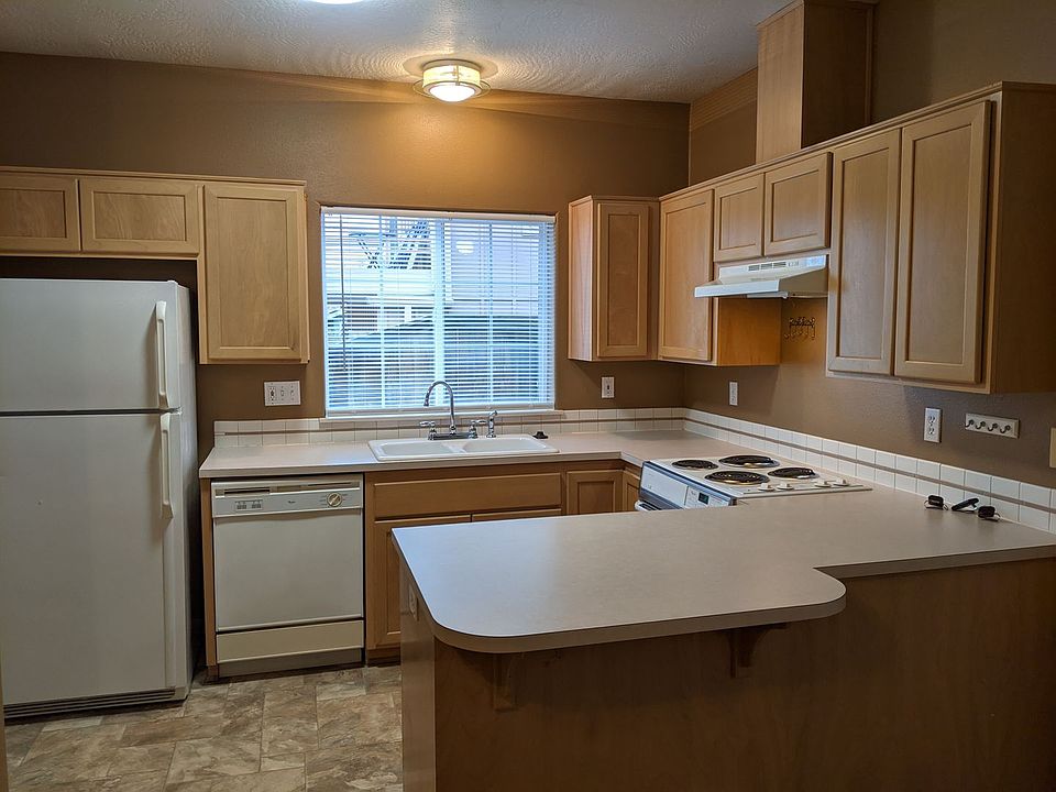 1st image of 2754 Chad Dr