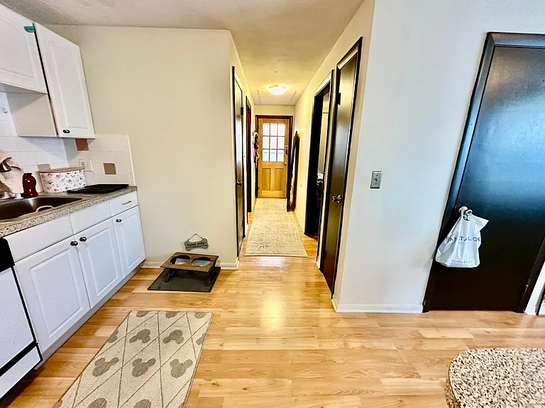 260 River St #6 — Photo 6