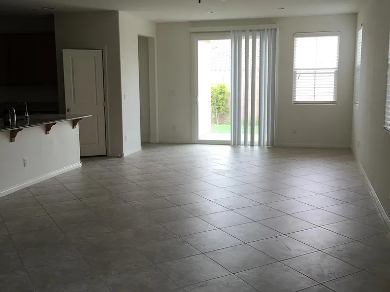 950 Monte Etna Ave — Photo 10