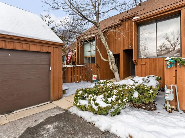 5096 Grasshopper Ln #6, Westerville, OH 43081