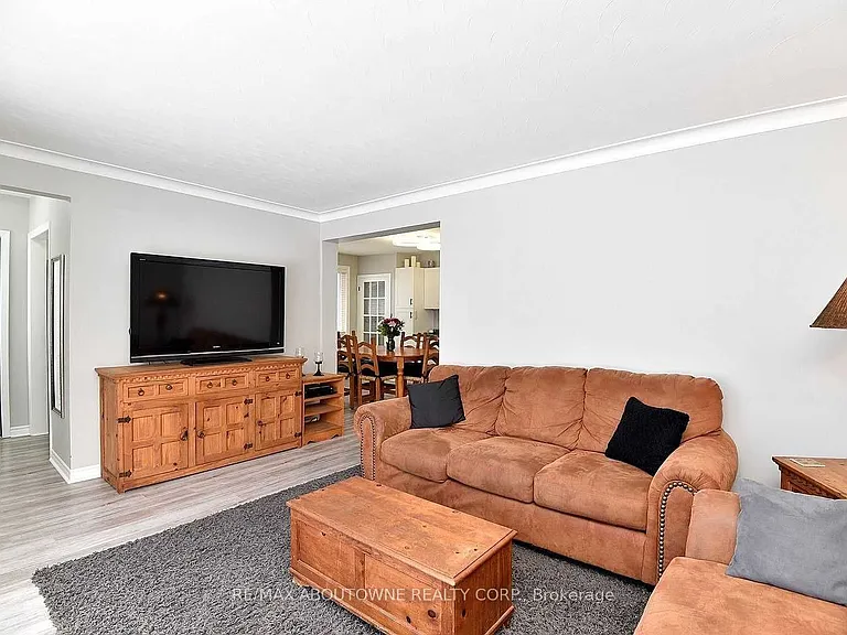 314 Bevan Dr — Photo 7