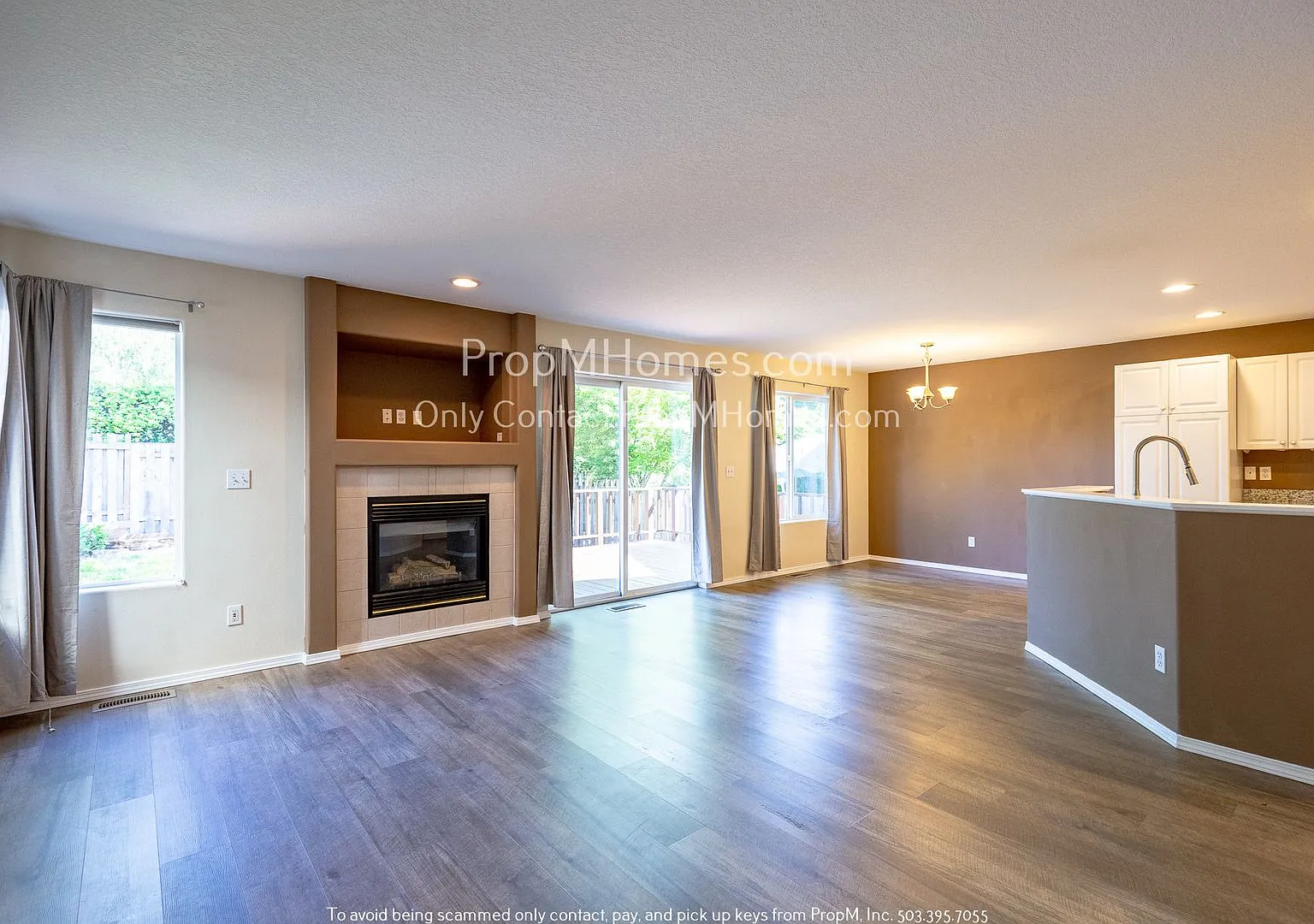 Charming 4 Bedroom Home in Wilsonville! — Photo 2