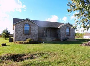 1016 Leigh Ter, Bardstown, KY 40004