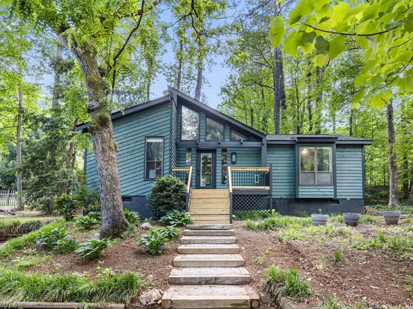 991 Holden Rd, Youngsville, NC 27596