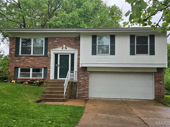 309 Wembley Ln, Ballwin, MO 63021