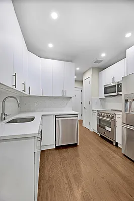 Rented by Compass | media 4