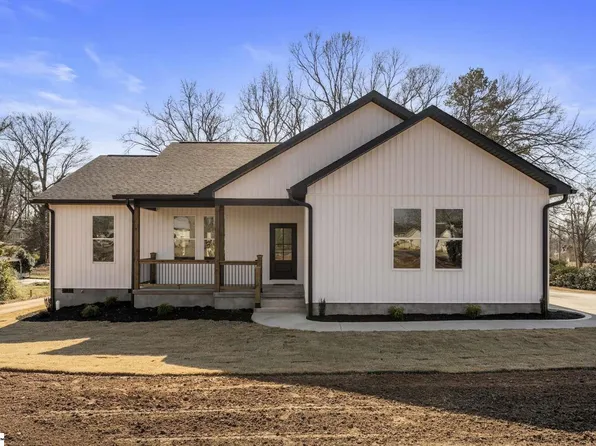 191 Murdock Dr, Belton, SC 29627