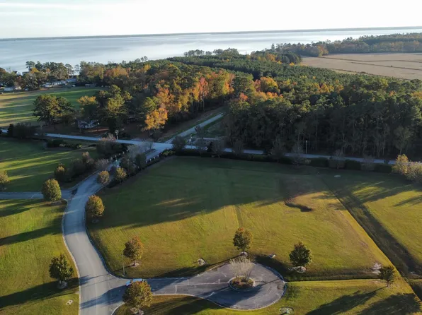 77 Southern Way, Arapahoe, NC 28510