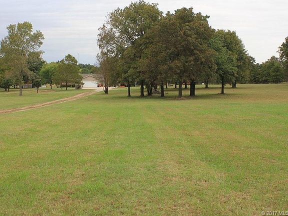 3rd image of 33119 W Highway 66