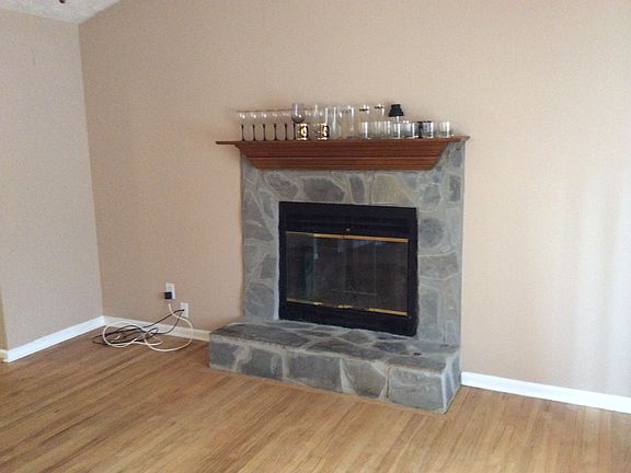 3rd image of 1637 Trail Creek Dr