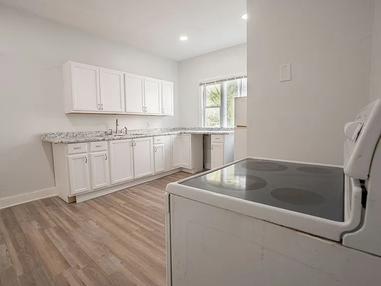 731 S 7th St #2 — Photo 15