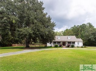 82 Kallquist Dr, Hinesville, GA 31313