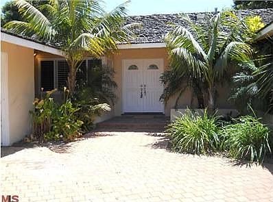 2nd image of 6024 S Sherbourne Dr