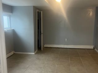 (Undisclosed Address), Amityville, NY 11701
