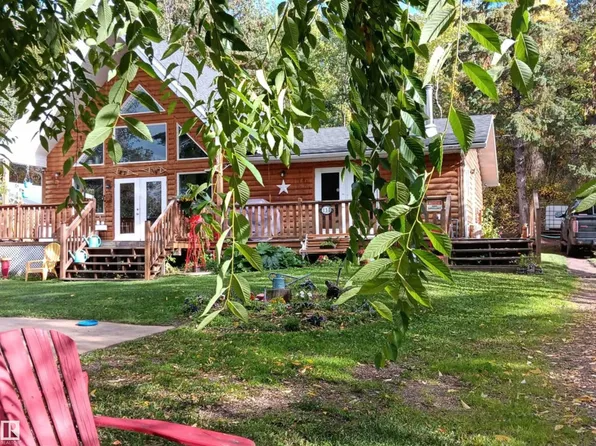 130 Lakeshore Dr, Sandy Beach, AB T0E 1V6