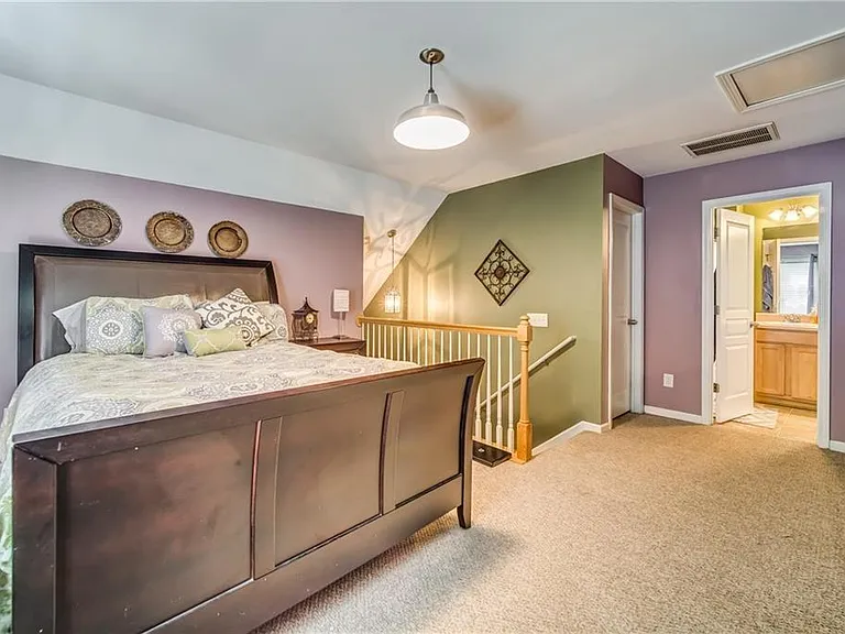 224 W Marietta St — Photo 18