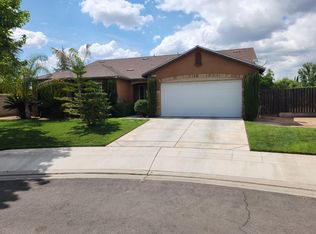 5825 E Platt Ave, Fresno, CA