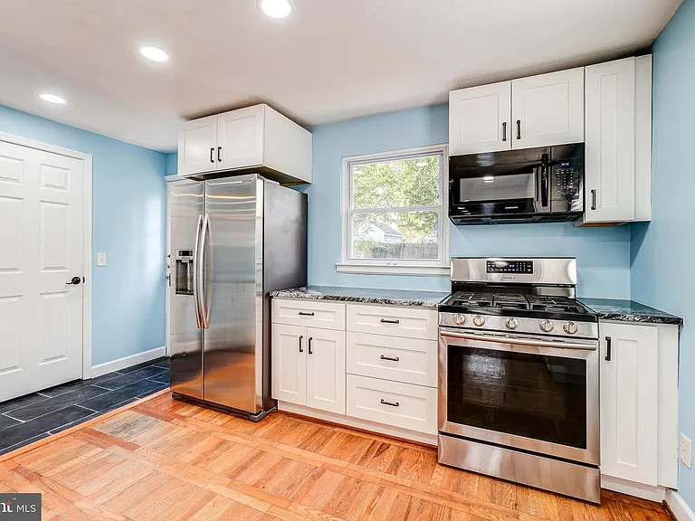 849 S Glebe Rd — Photo 10