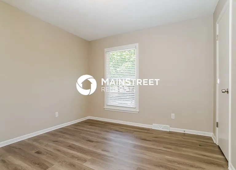 6613 Long Ave — Photo 12