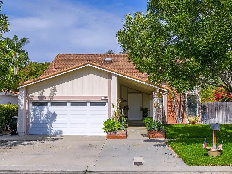 1015 Sparrow Ct — Photo 12