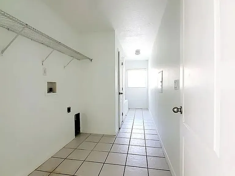 2953 Marbella Dr — Photo 21