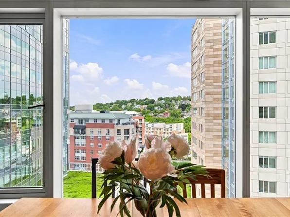 200 Exchange St Unit 1014, Providence, RI 02903