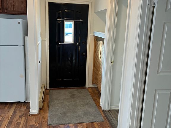 2nd image of 707 S California St APT A