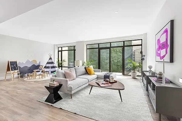 Rented by Reuveni LLC | media 27