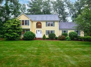 885 Franklin St, Wrentham, MA 02093