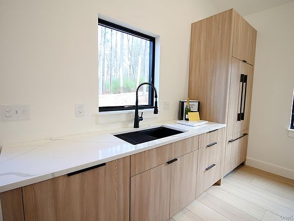 5th image of TBD Devlin Road