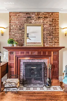 Sold by Sotheby's International Realty | media 9