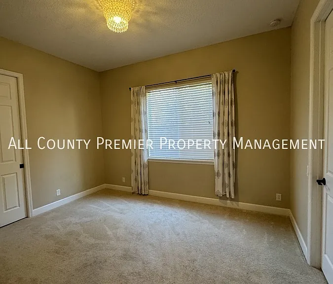 203 Spalding Way — Photo 10