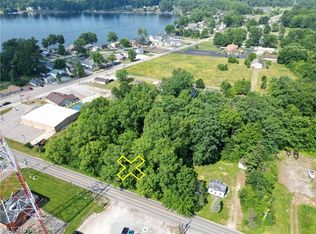 Grandview Rd, Lake Milton, OH 44429